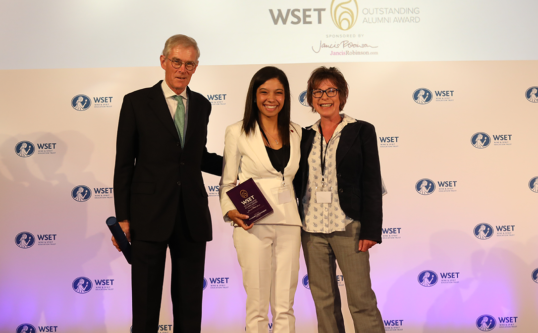 Photographed left to right: Paul Symington CMG, former-WSET Honorary President; Alexandra Schrecengost, Outstanding Alumni Award winner; and Tamlyn Currin, Sustainability Editor at JancisRobinson.com.